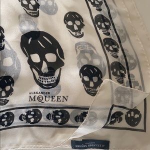 Alexander McQueen Skull Scarf